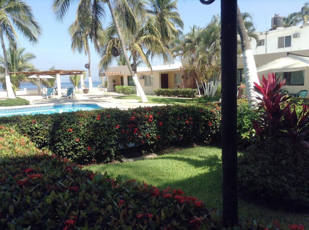 Coral Pacifico Hotel Y Villas Manzanillo Exterior photo
