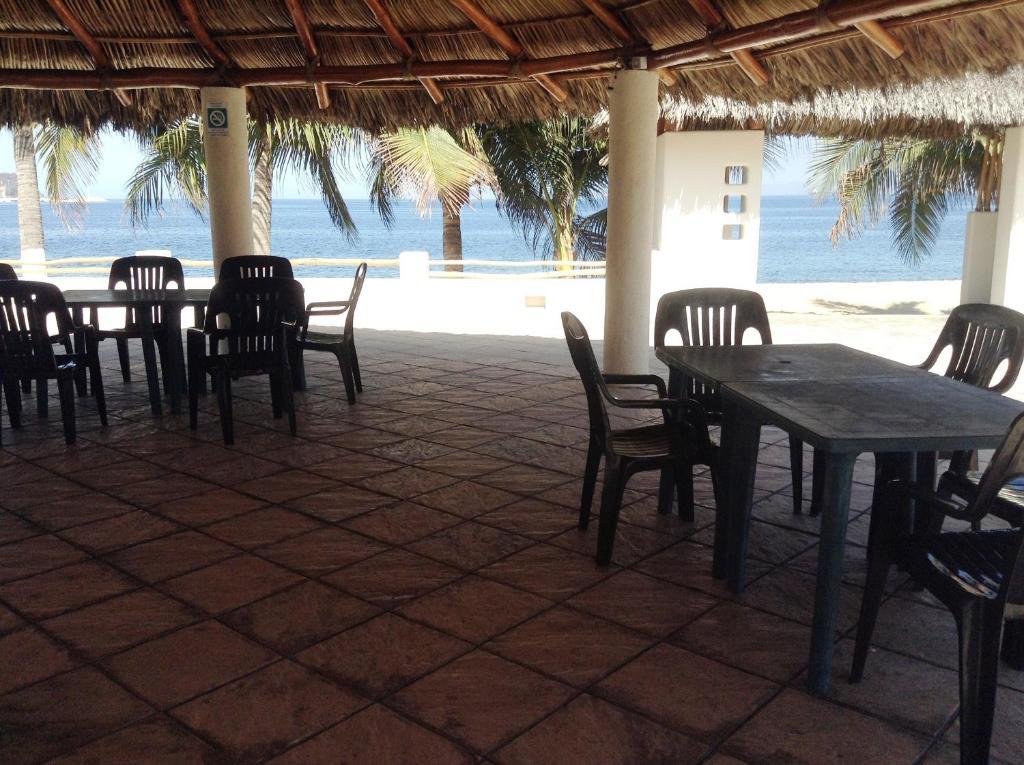 Coral Pacifico Hotel Y Villas Manzanillo Exterior photo